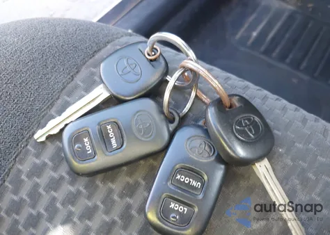 2008 Toyota Corolla S z USA, uszkodzony, nr VIN 2T1BR32E58C872135